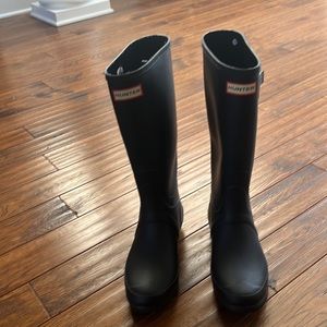 HUNTER BOOTS Size 8 BLACK,
